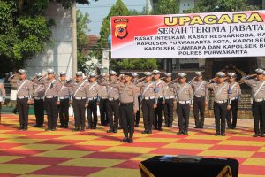 Kapolres Purwakarta Pimpin Sertijab Dua Kasat Dan Tiga Kapolsek